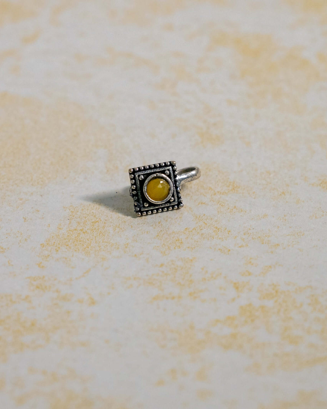 Mitu Yellow Stone Nose Ring