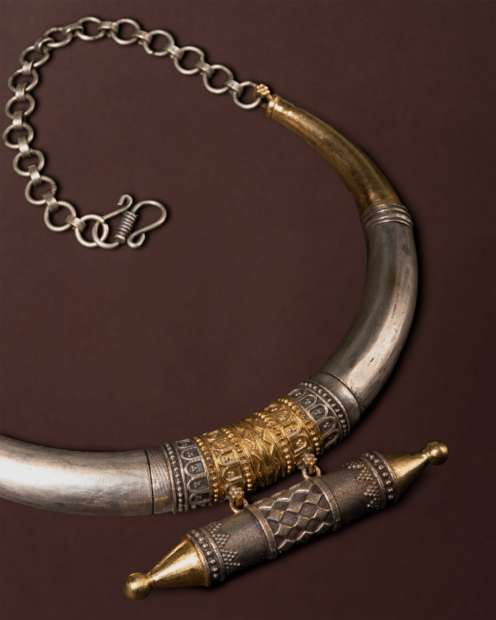 Madaliya Two-Tone Cuff Necklace