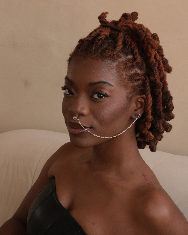Asia Ear-to-Nose Septum Chain