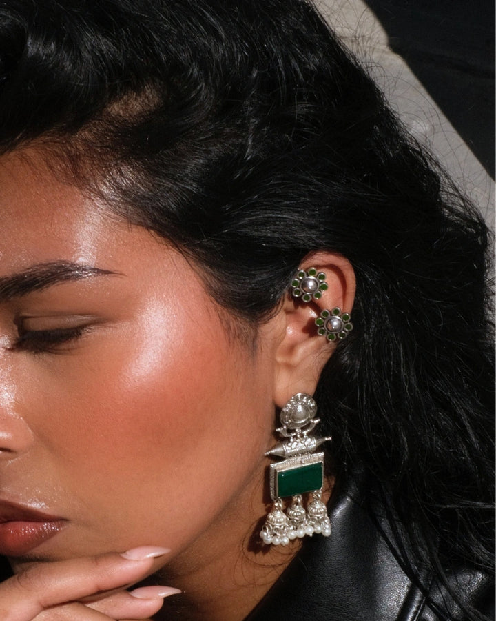Emaan Flower Ear Cuff