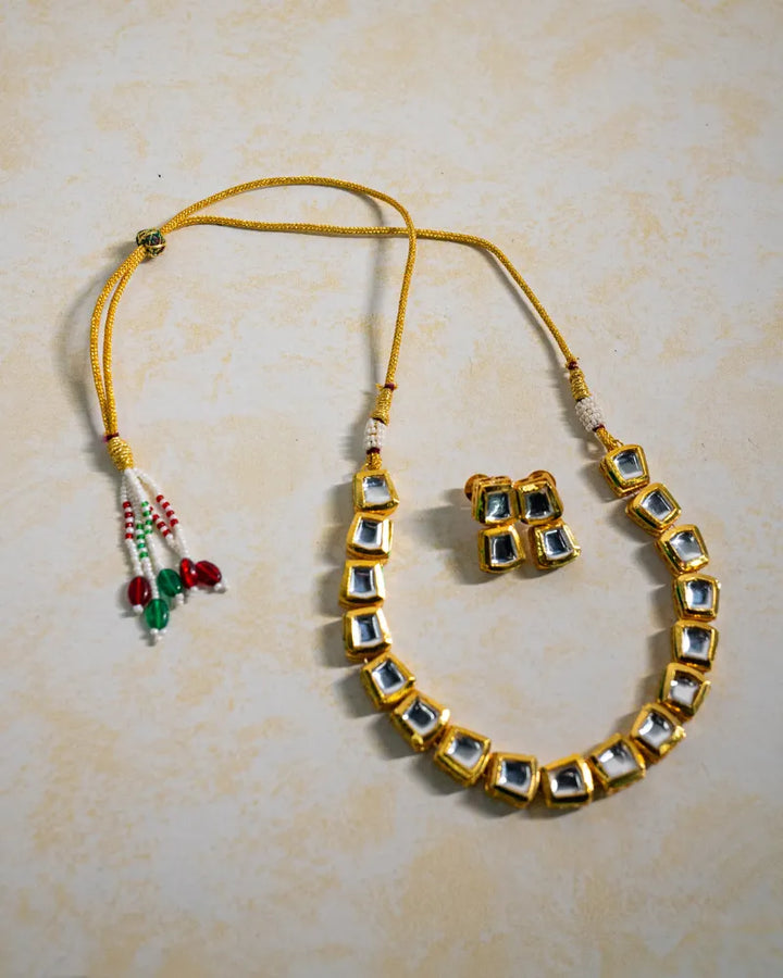 Maharani Gold Kundan Earrings