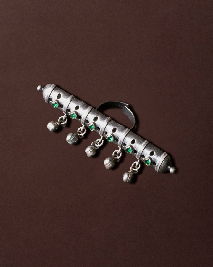 Bold 4-Finger Ring (Green)
