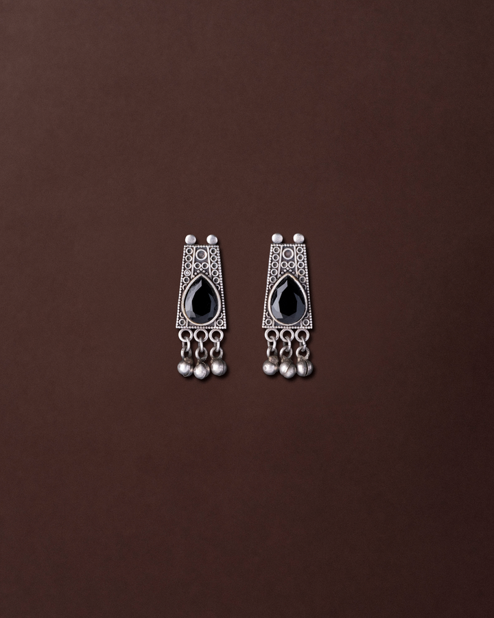 Raat Rhajara Earrings