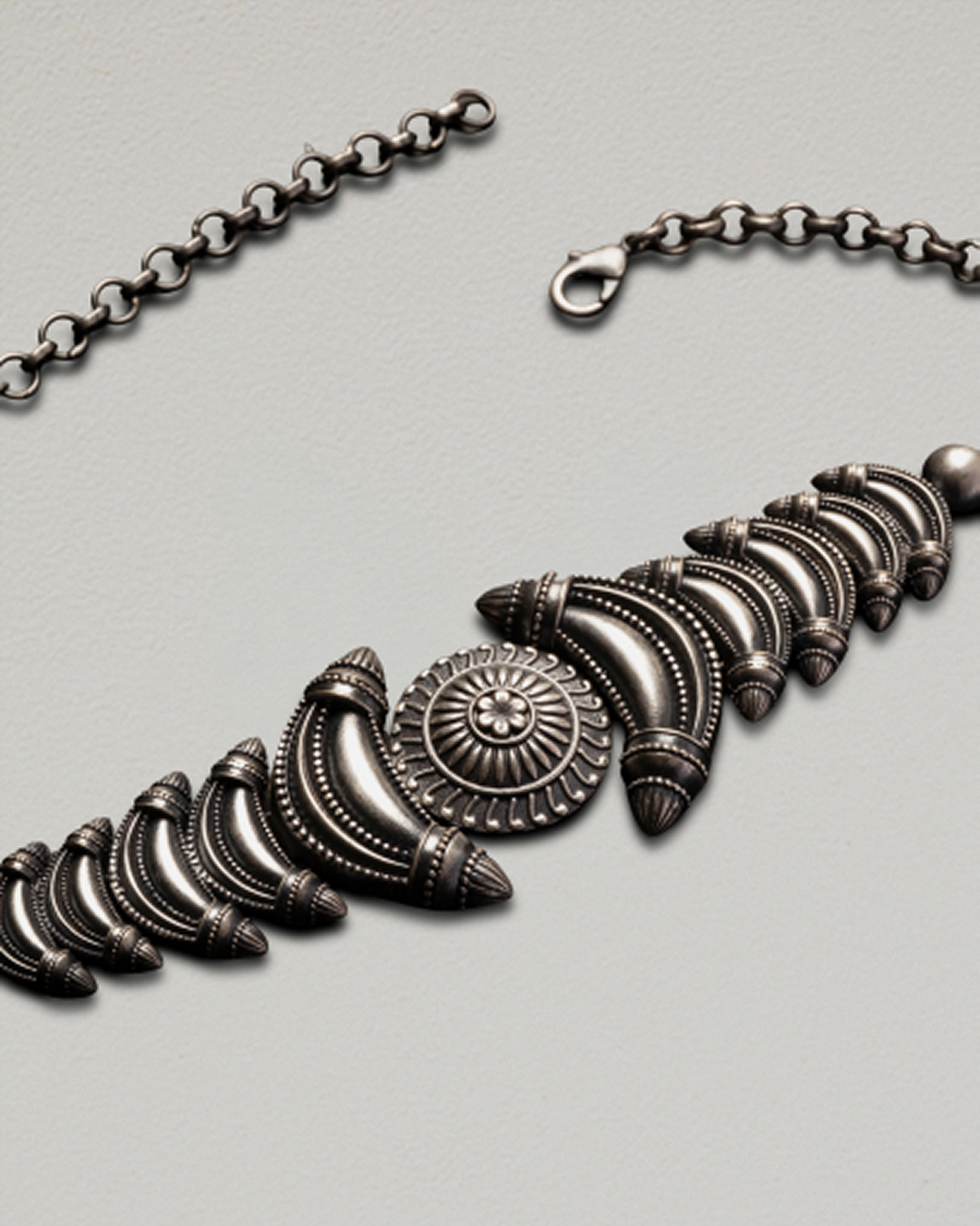 Fire In Her Eyes Choker
