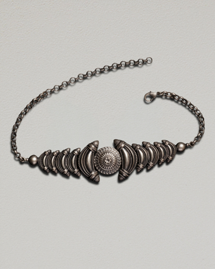 Fire In Her Eyes Choker